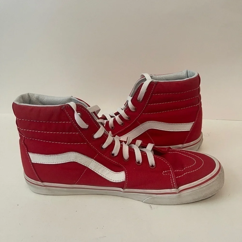 𝅺RED vans high top unisex men’s /women’s